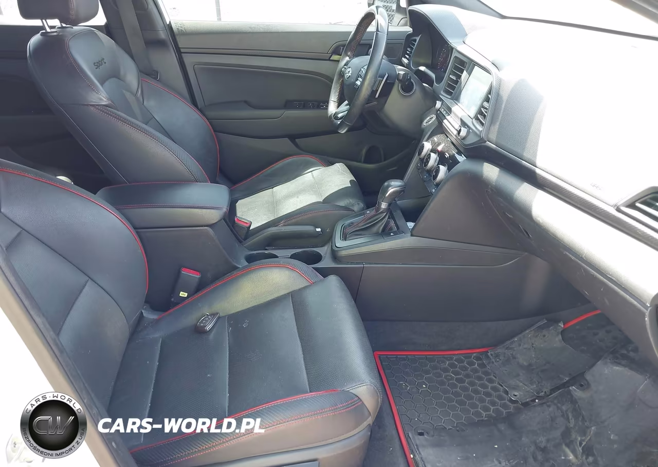 2019 Hyundai Elantra Sport VIN:KMHD04LB4KU811197 - 5