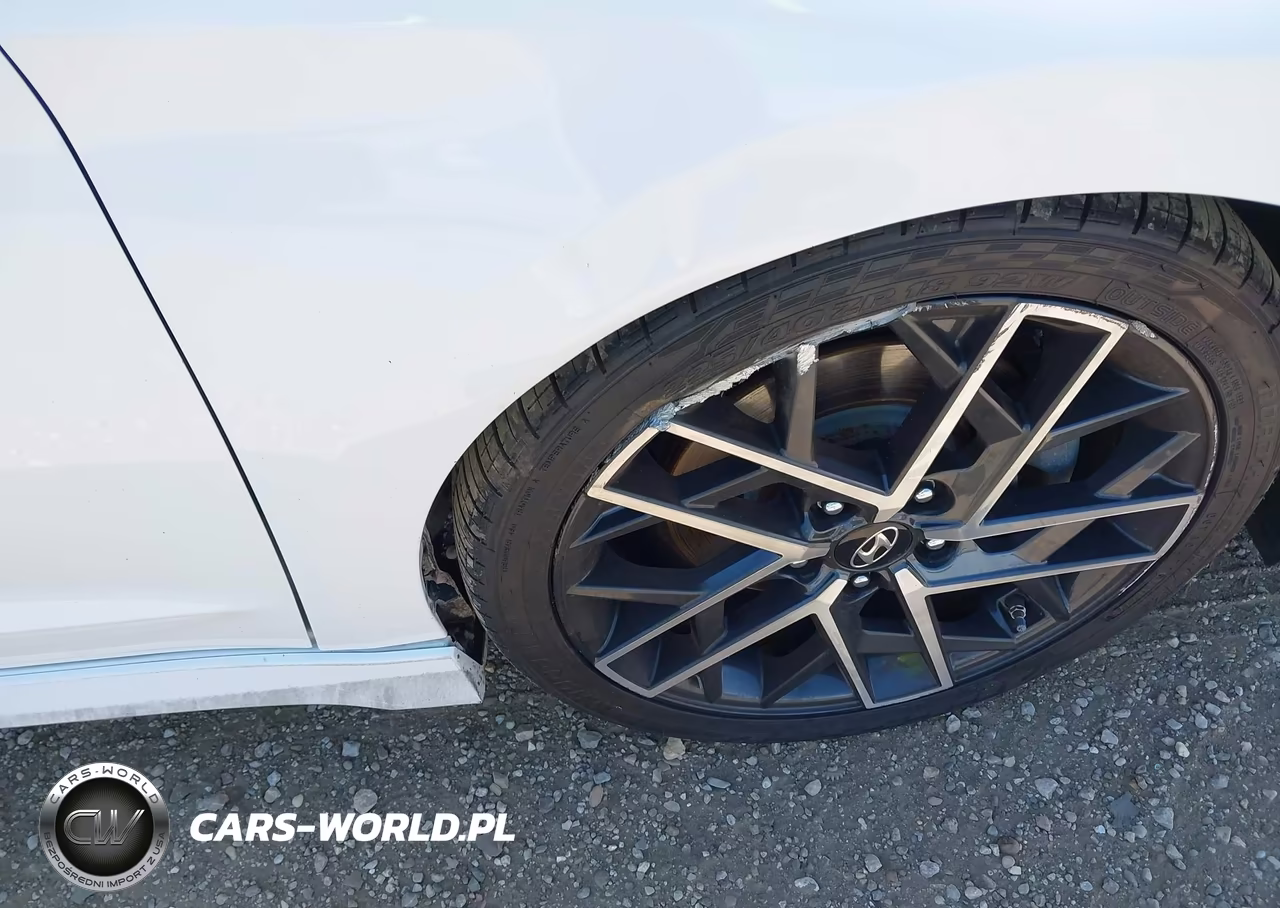 2019 Hyundai Elantra Sport VIN:KMHD04LB4KU811197 - 6