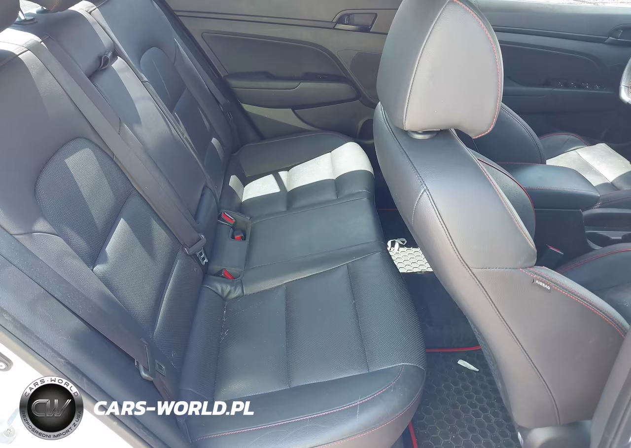 2019 Hyundai Elantra Sport VIN:KMHD04LB4KU811197 - 8