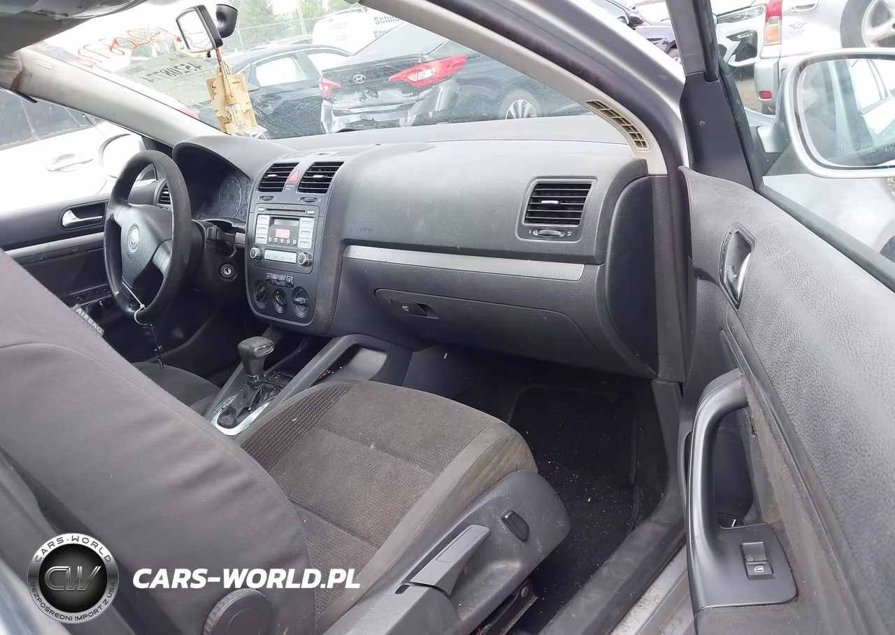 2009 Volkswagen Jetta S VIN:3VWJM71K09M137268 - 5