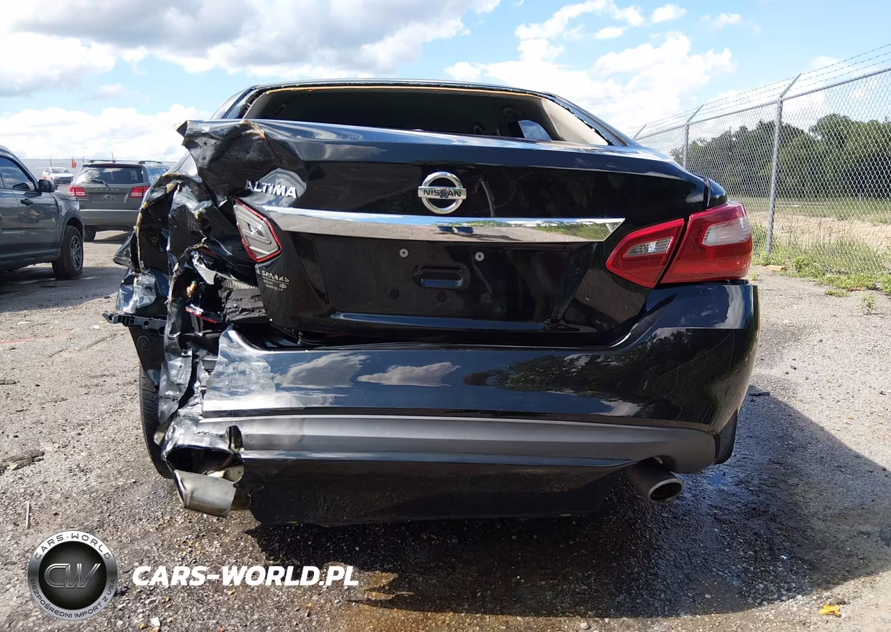 2018 Nissan Altima 2.5 S VIN:1N4AL3AP6JC219558 - 17