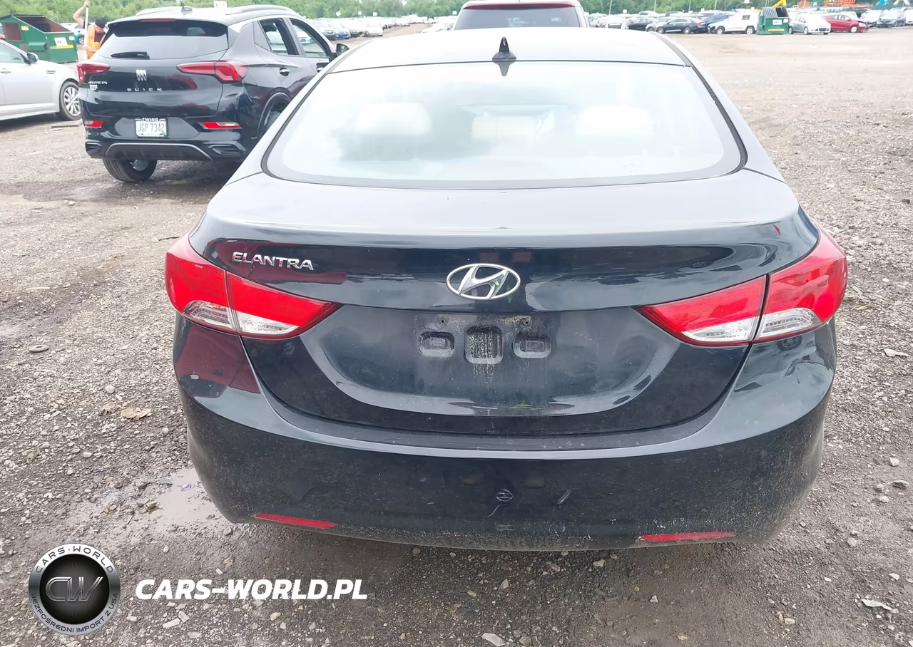2011 Hyundai Elantra Limited (Ulsan Plant) VIN:KMHDH4AE2BU099018 - 17