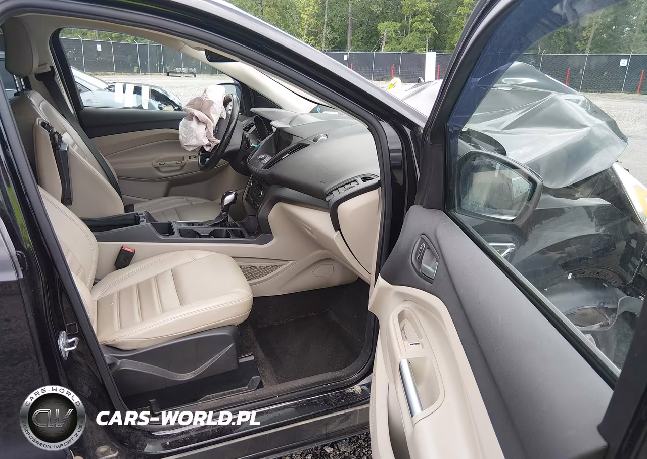 2019 Ford Escape Sel VIN:1FMCU0HD1KUB81223 - 5