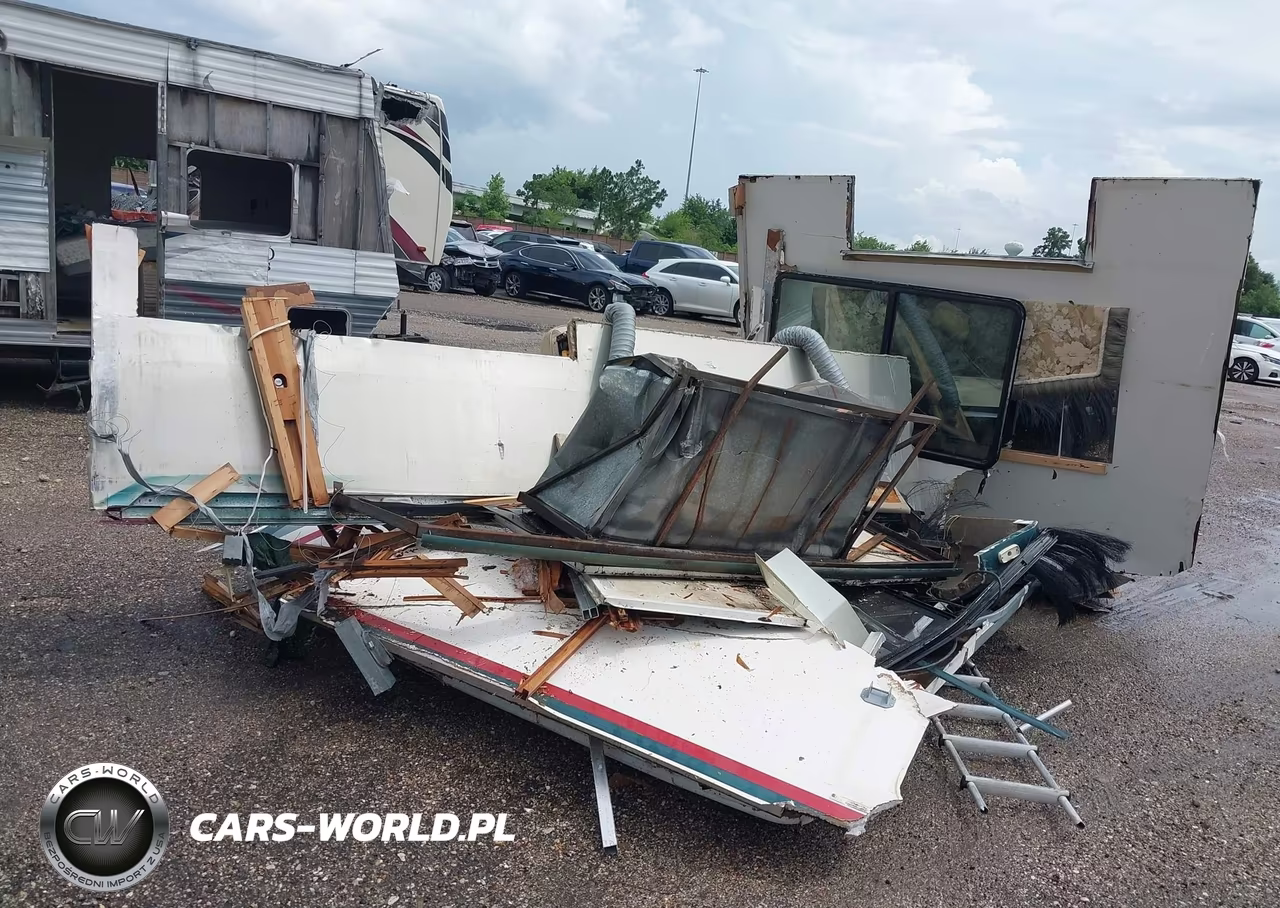 1998 Freightliner Chassis X Line Motor Home VIN:4UZ6XFBC6WC928754 - 12