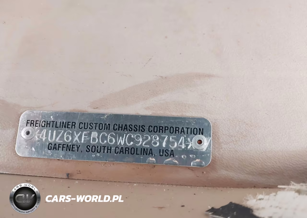 1998 Freightliner Chassis X Line Motor Home VIN:4UZ6XFBC6WC928754 - 9