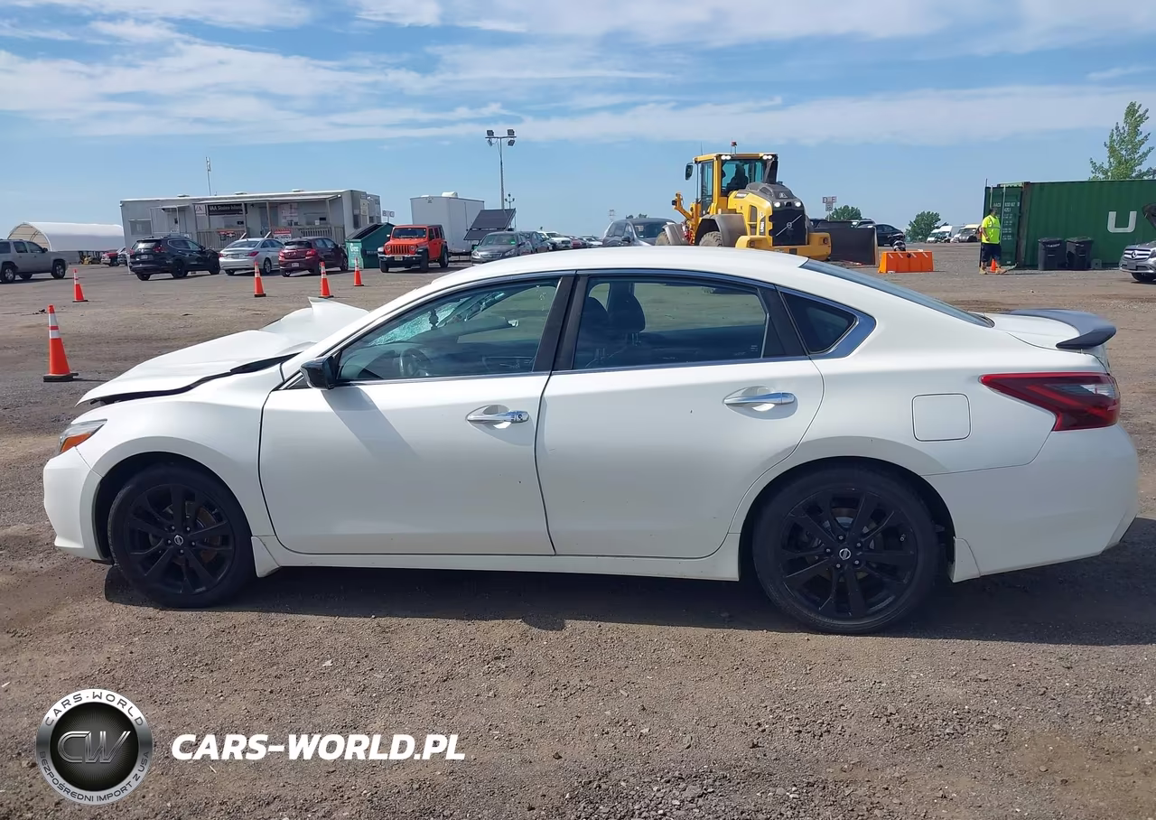 2017 Nissan Altima 2.5 Sr VIN:1N4AL3AP0HC242974 - 13