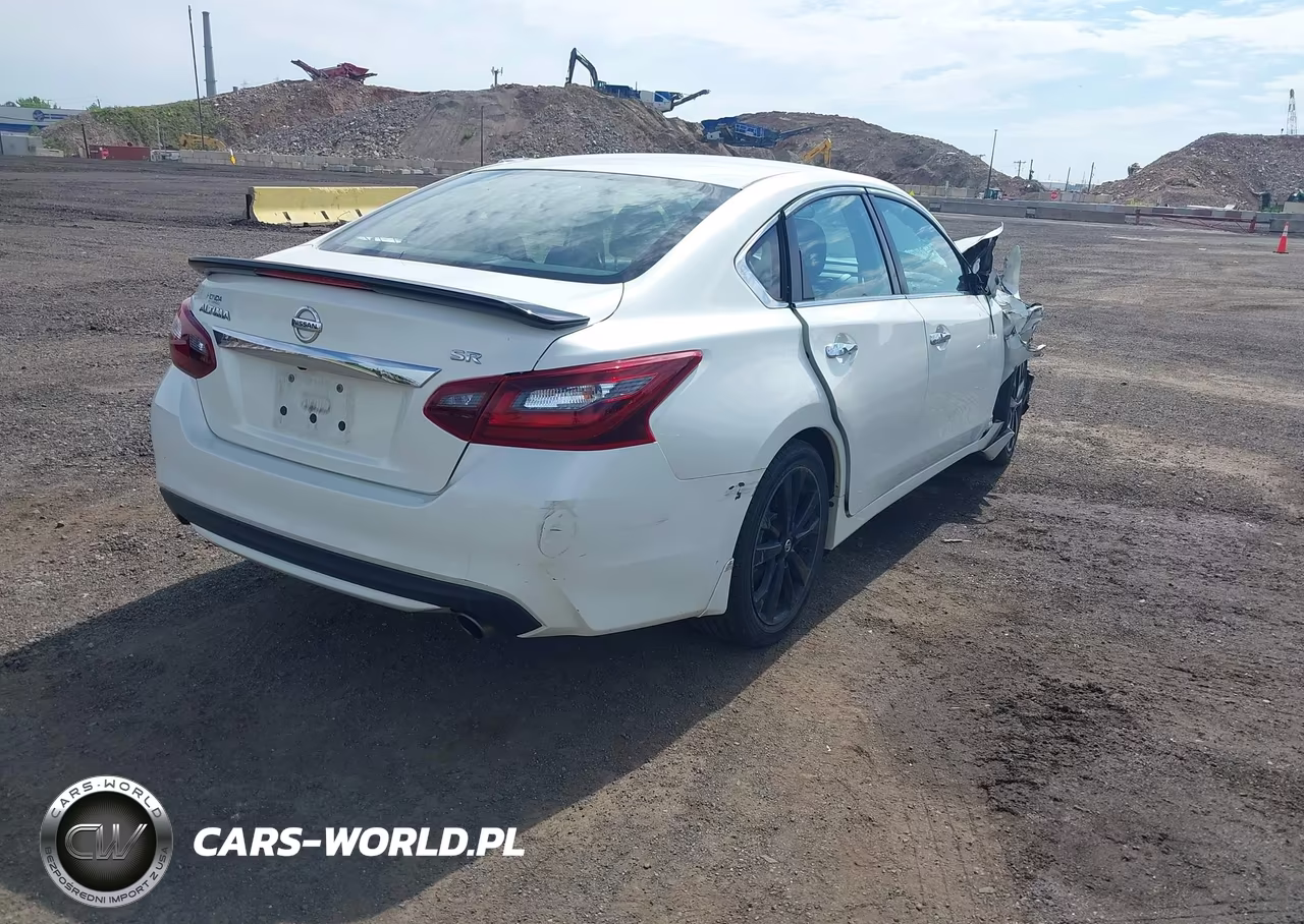 2017 Nissan Altima 2.5 Sr VIN:1N4AL3AP0HC242974 - 4