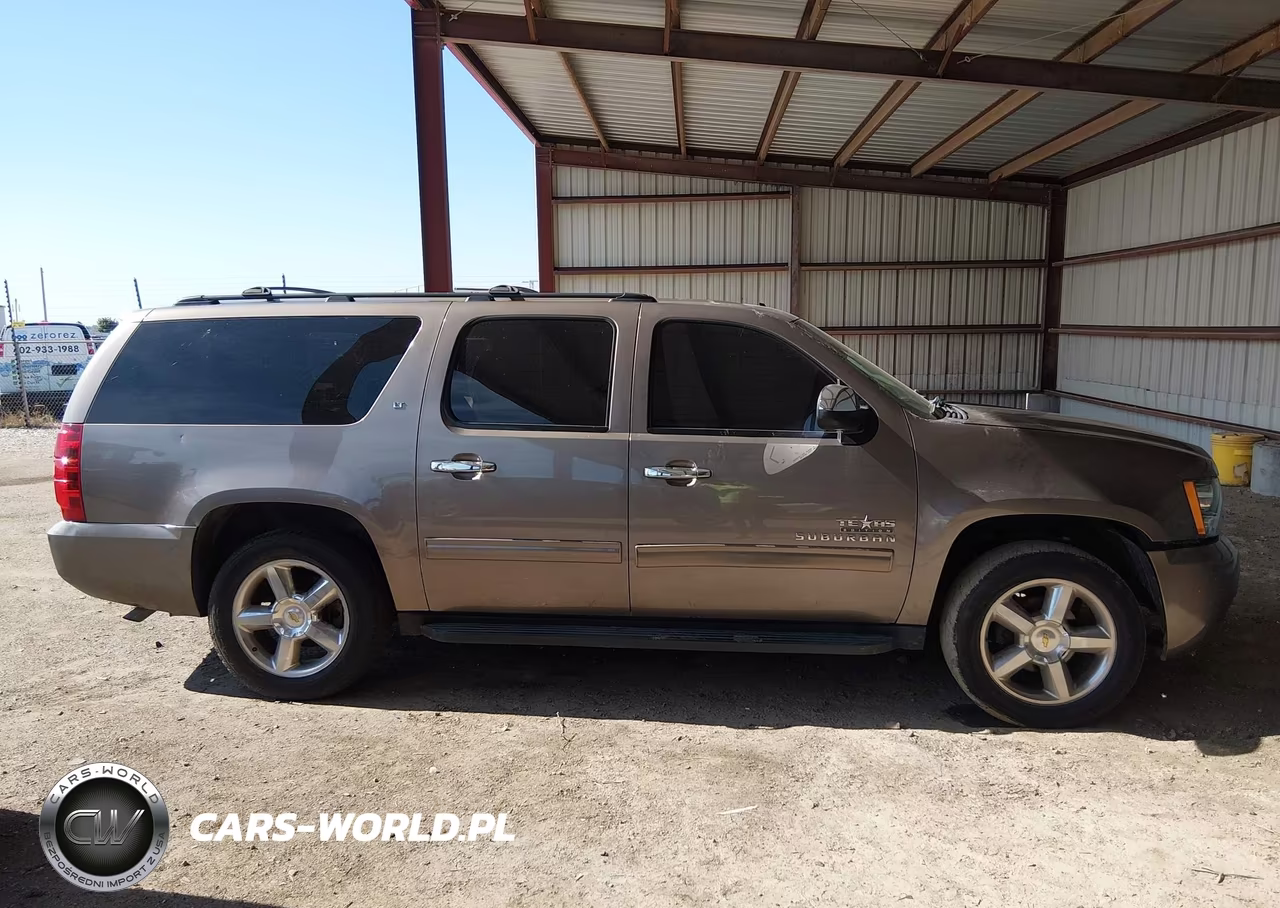 2011 Chevrolet Suburban 1500 Lt1 VIN:1GNSCJE09BR312631 - 14