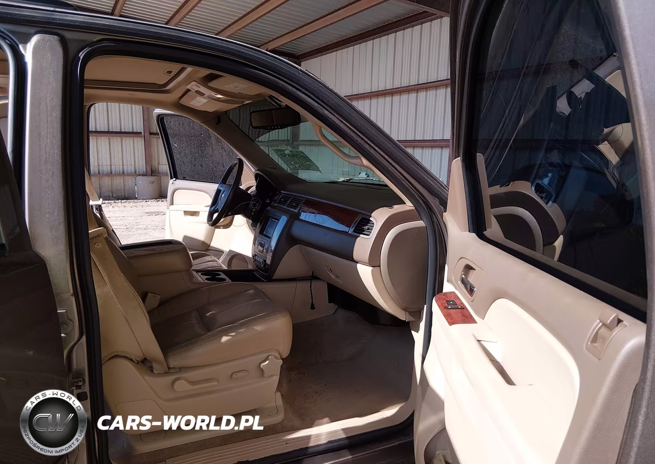 2011 Chevrolet Suburban 1500 Lt1 VIN:1GNSCJE09BR312631 - 5