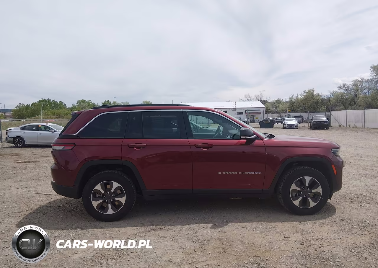 2024 Jeep Grand Cherokee 4Xe VIN:1C4RJYB62R8566860 - 13