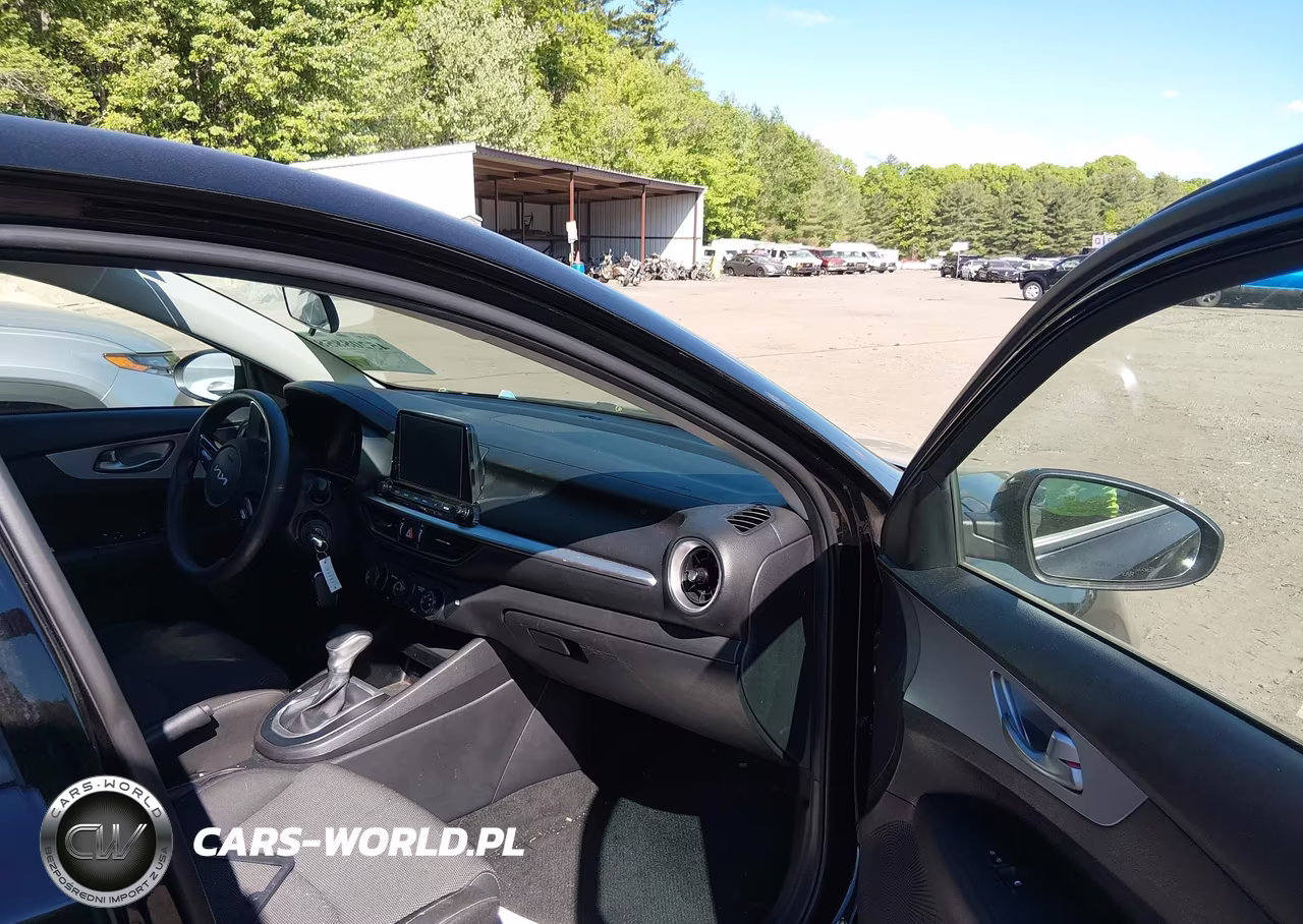 2022 Kia Forte Lxs VIN:3KPF24AD3NE448275 - 5