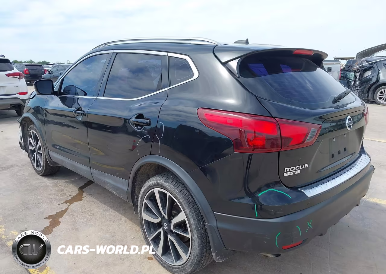 2018 Nissan Rogue Sport Sl VIN:JN1BJ1CP5JW196183 - 3