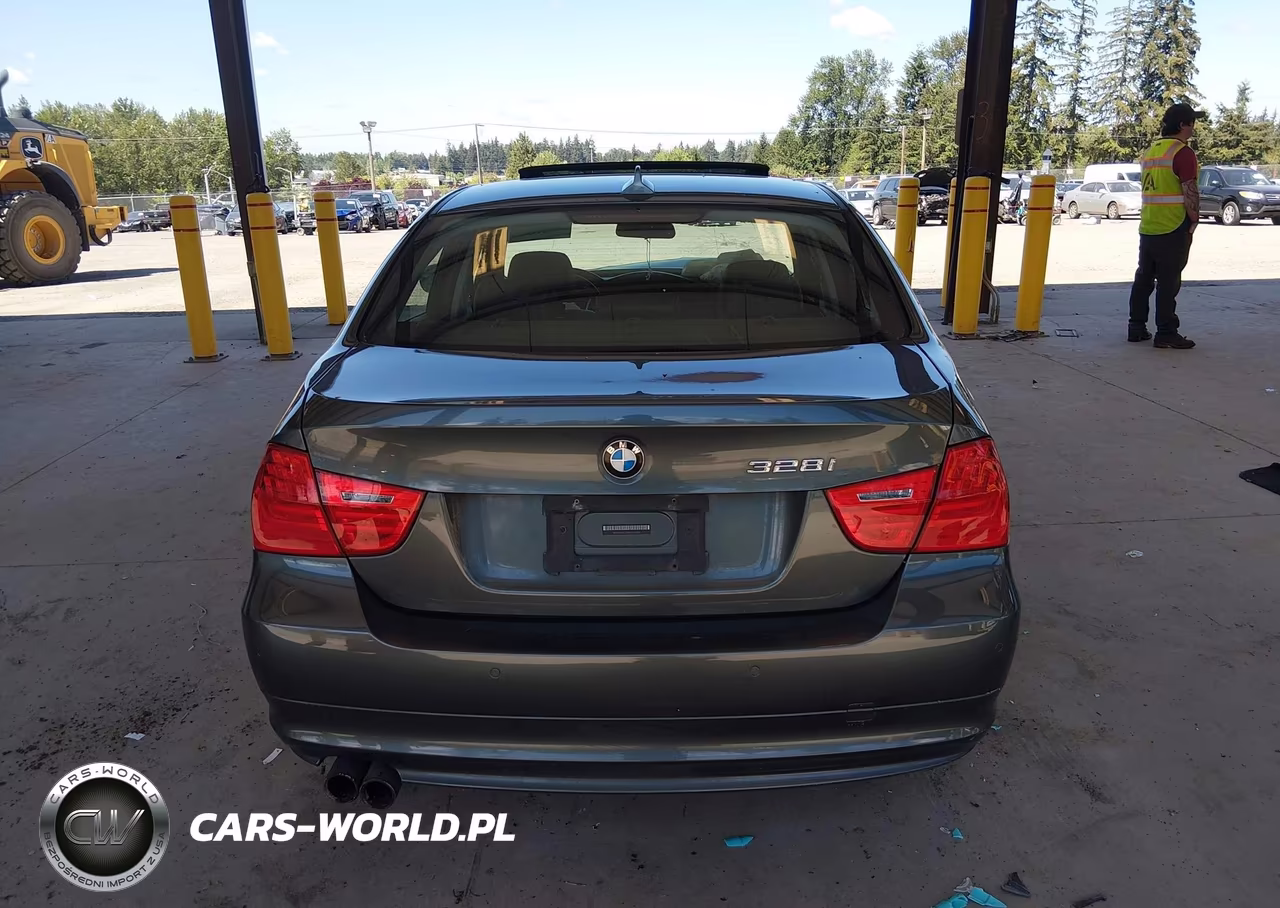 2011 BMW 328I VIN:WBAPH5C59BA442006 - 17