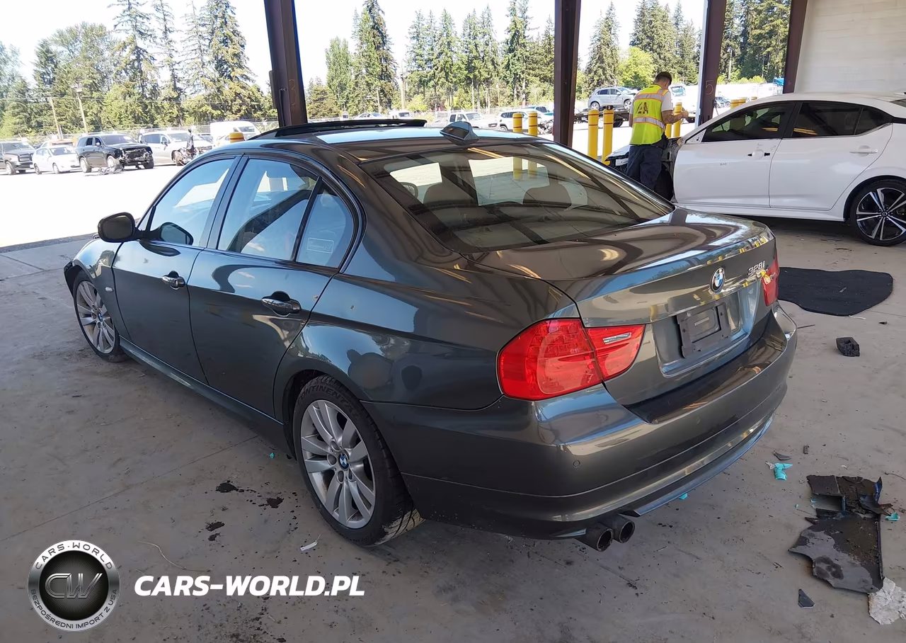 2011 BMW 328I VIN:WBAPH5C59BA442006 - 3