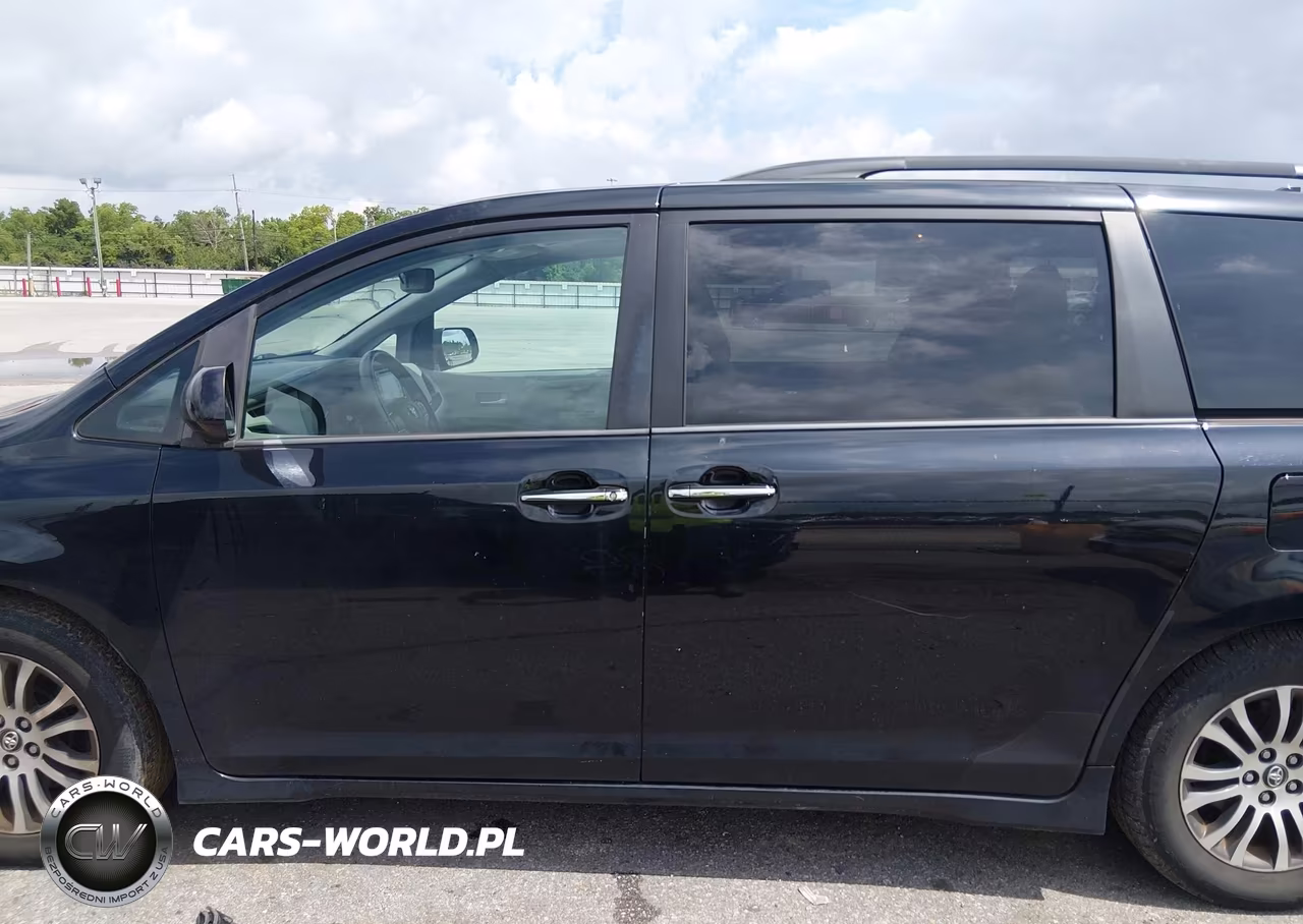 2018 Toyota Sienna Xle 8 Passenger VIN:5TDYZ3DC9JS908976 - 15