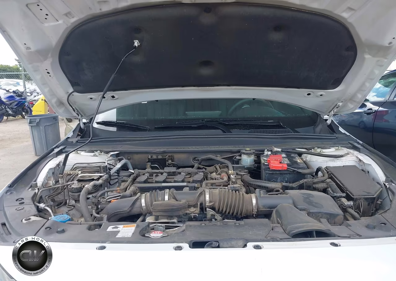 2018 Honda Accord Sport VIN:1HGCV1F30JA119315 - 10