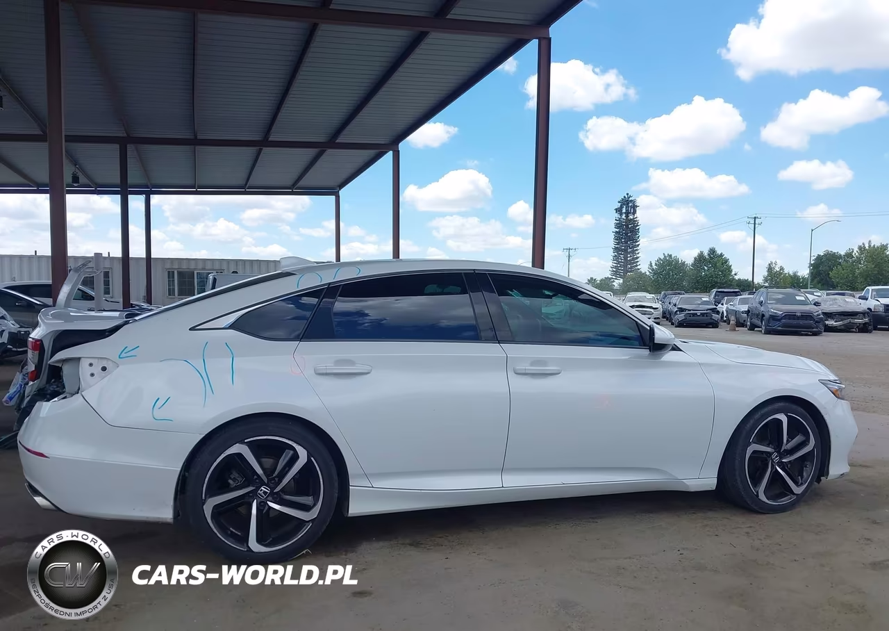 2018 Honda Accord Sport VIN:1HGCV1F30JA119315 - 14