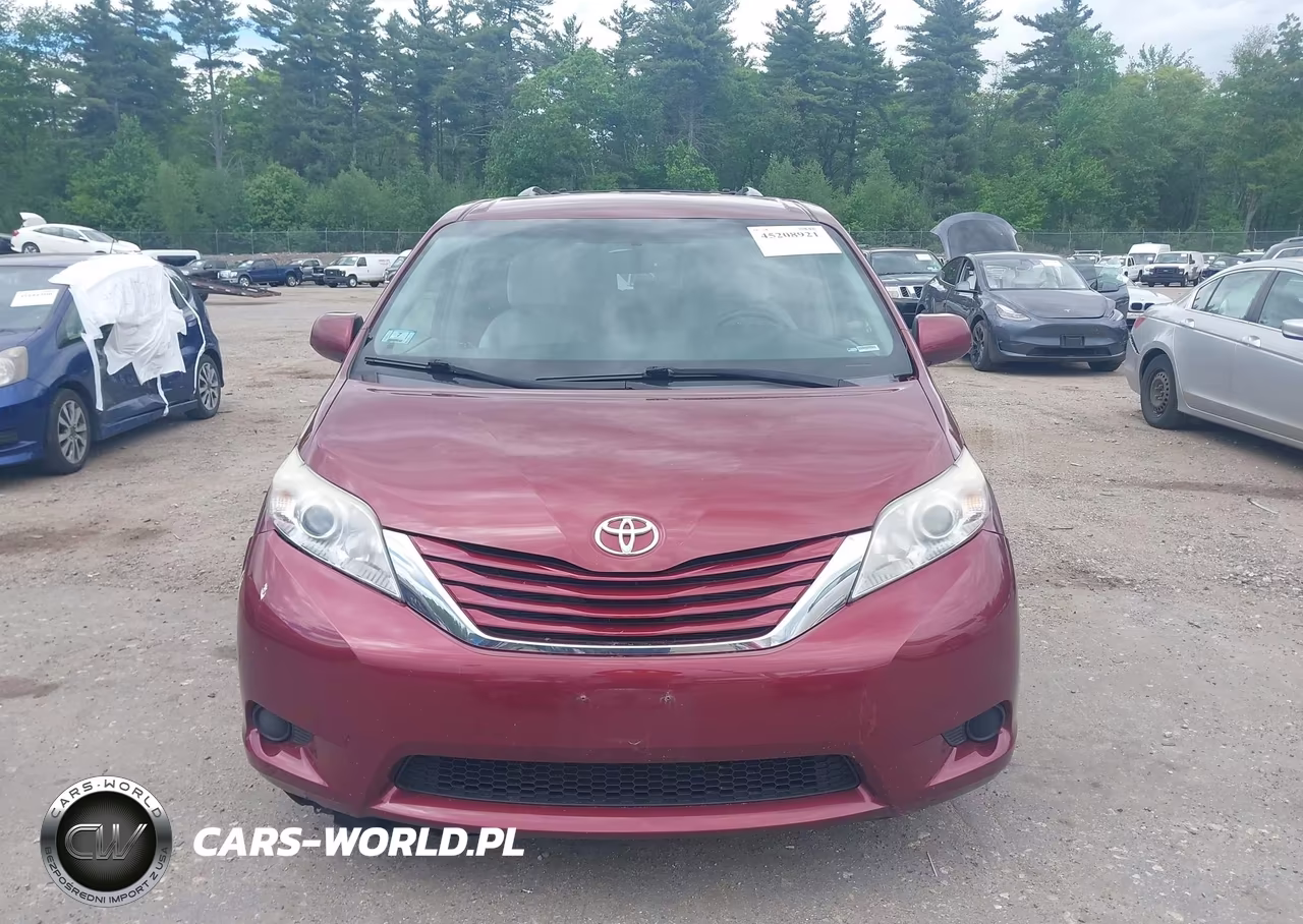 2016 Toyota Sienna Le 7 Passenger VIN:5TDJK3DC8GS137926 - 12