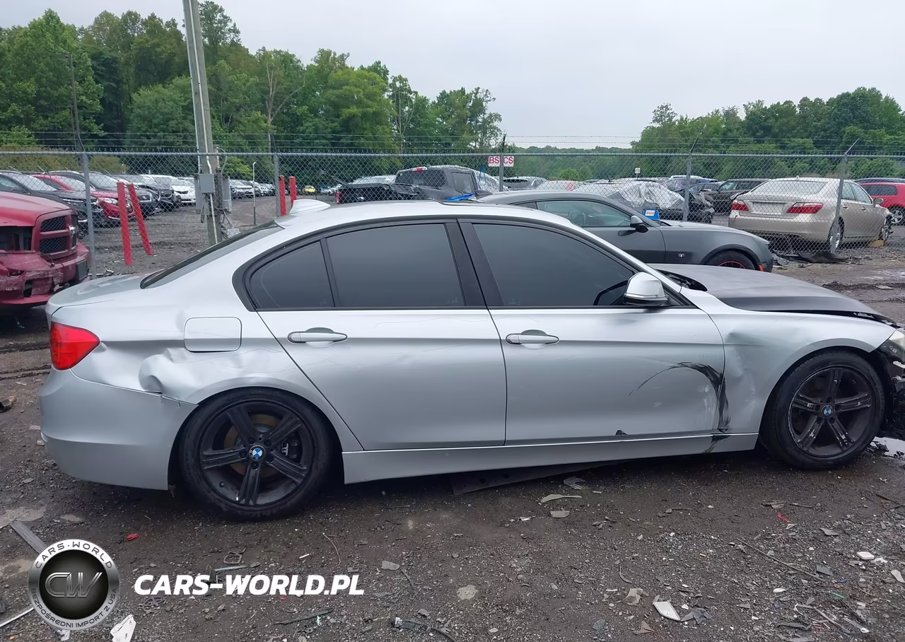 2015 BMW 320I xDrive VIN:WBA3C3G56FNT51429 - 13