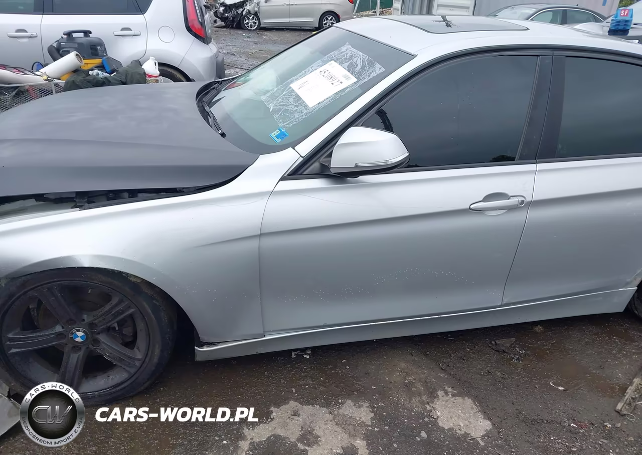 2015 BMW 320I xDrive VIN:WBA3C3G56FNT51429 - 17