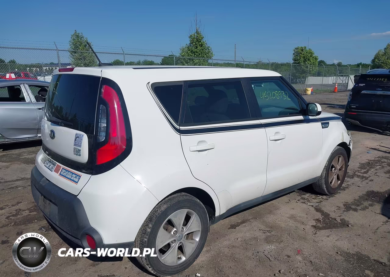 2015 Kia Soul VIN:KNDJN2A28F7205180 - 4
