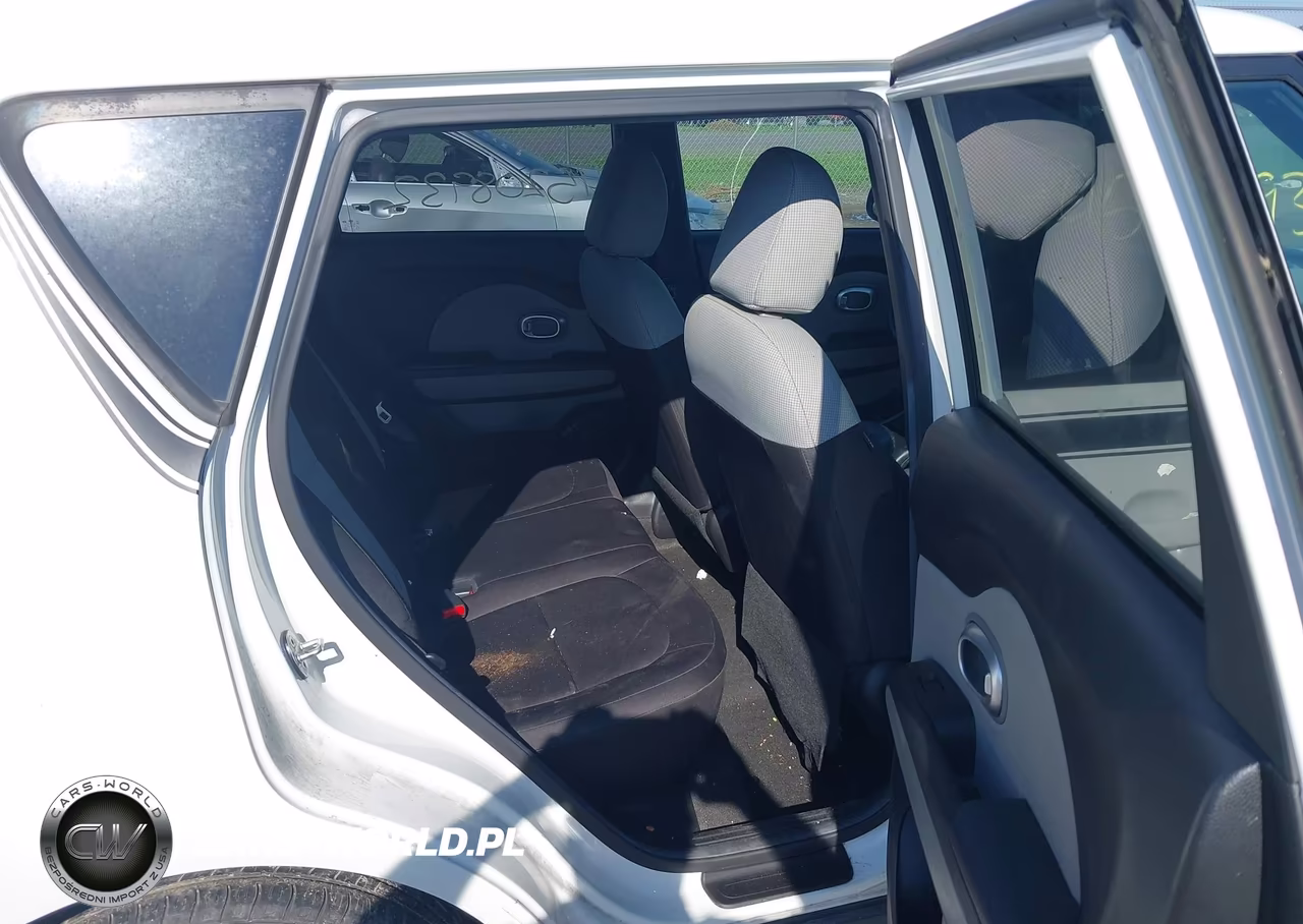 2015 Kia Soul VIN:KNDJN2A28F7205180 - 8