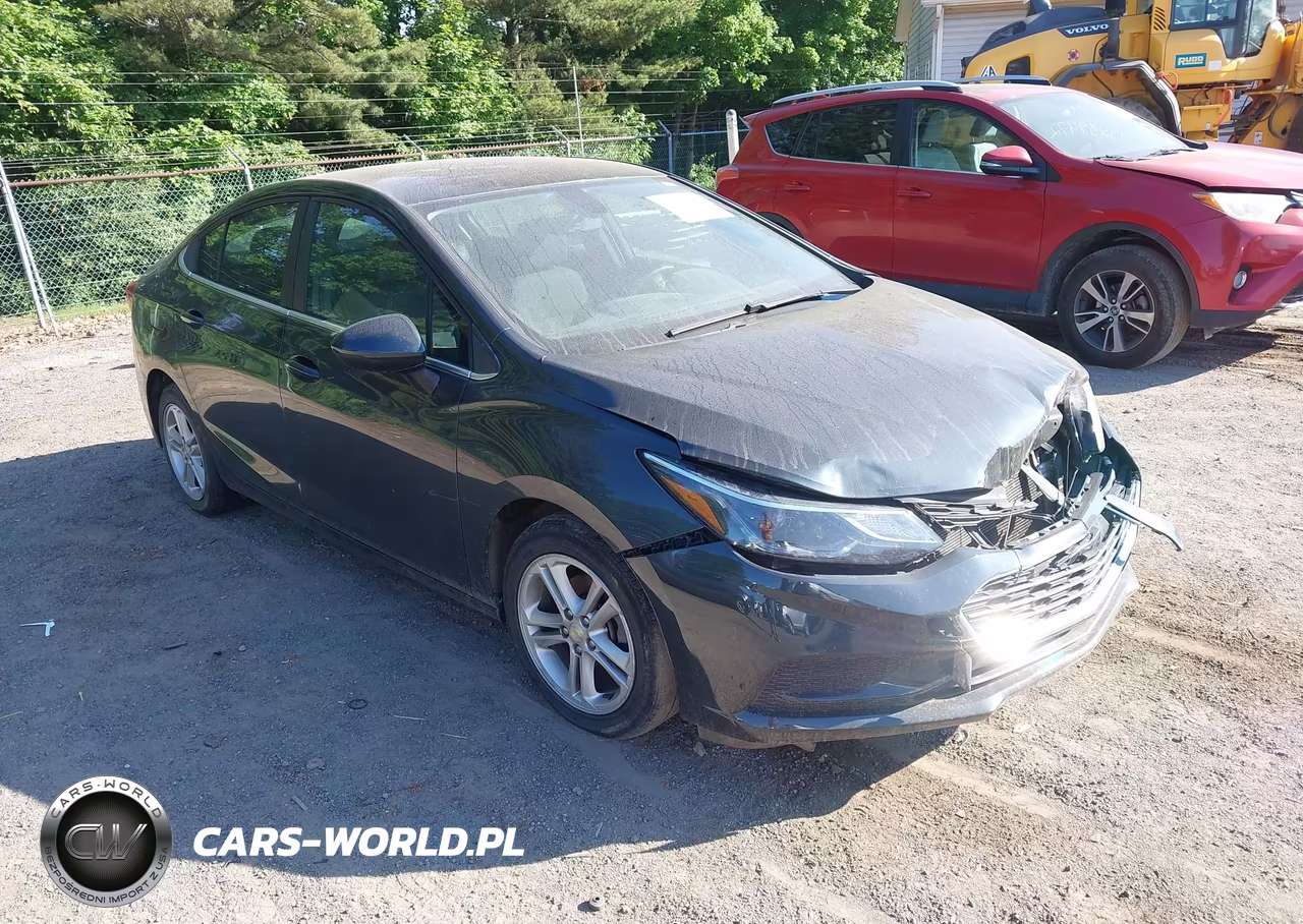 2017 Chevrolet Cruze Lt Auto – zdjęcie 1 z 16