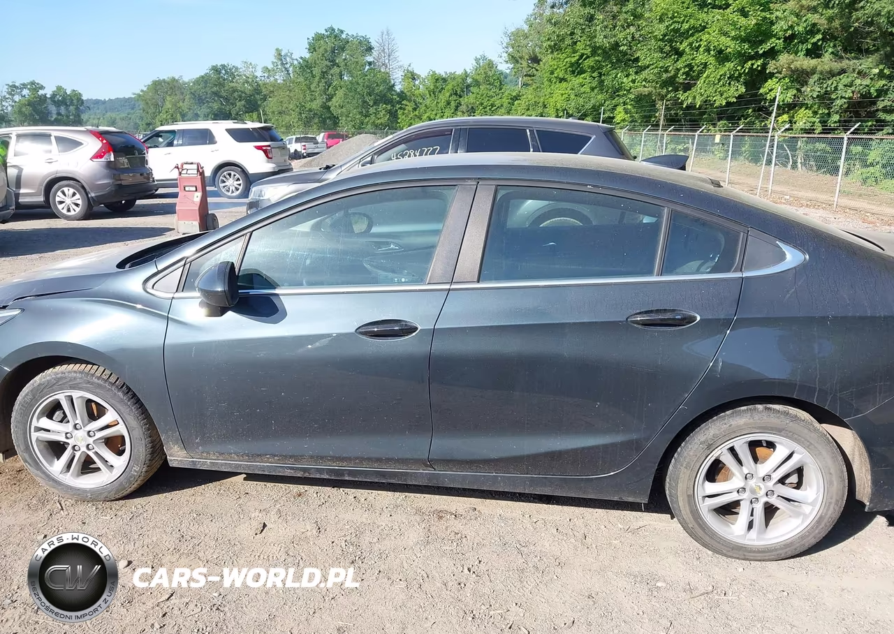 2017 Chevrolet Cruze Lt Auto VIN:1G1BE5SM1H7134406 - 14