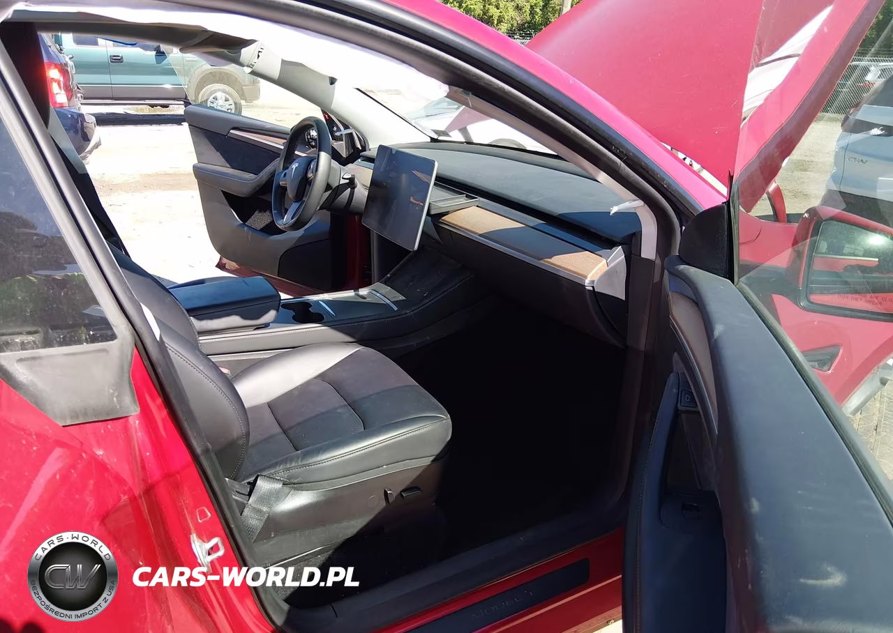 2023 Tesla Model Y VIN:7SAYGDEE9PF613033 - 5