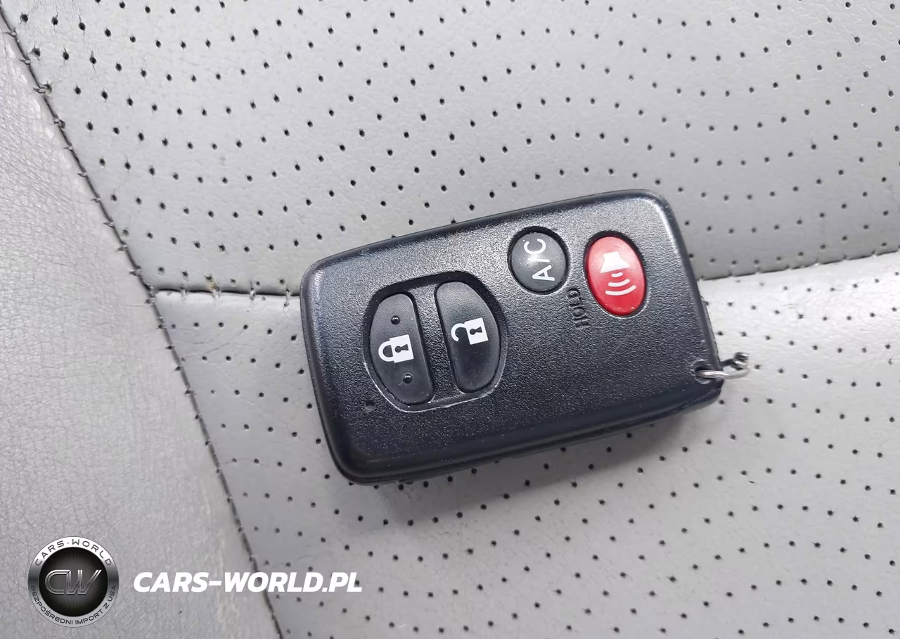 2011 Toyota Prius Four VIN:JTDKN3DU3B5340709 - 11