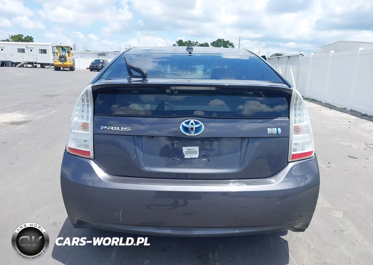 2011 Toyota Prius Four VIN:JTDKN3DU3B5340709 - 17
