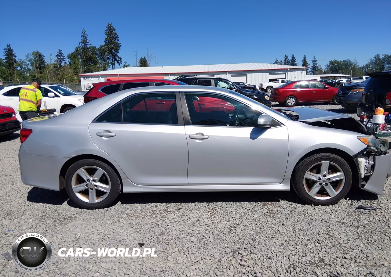 2014 Toyota Camry Se VIN:4T1BF1FK3EU397558 - 13