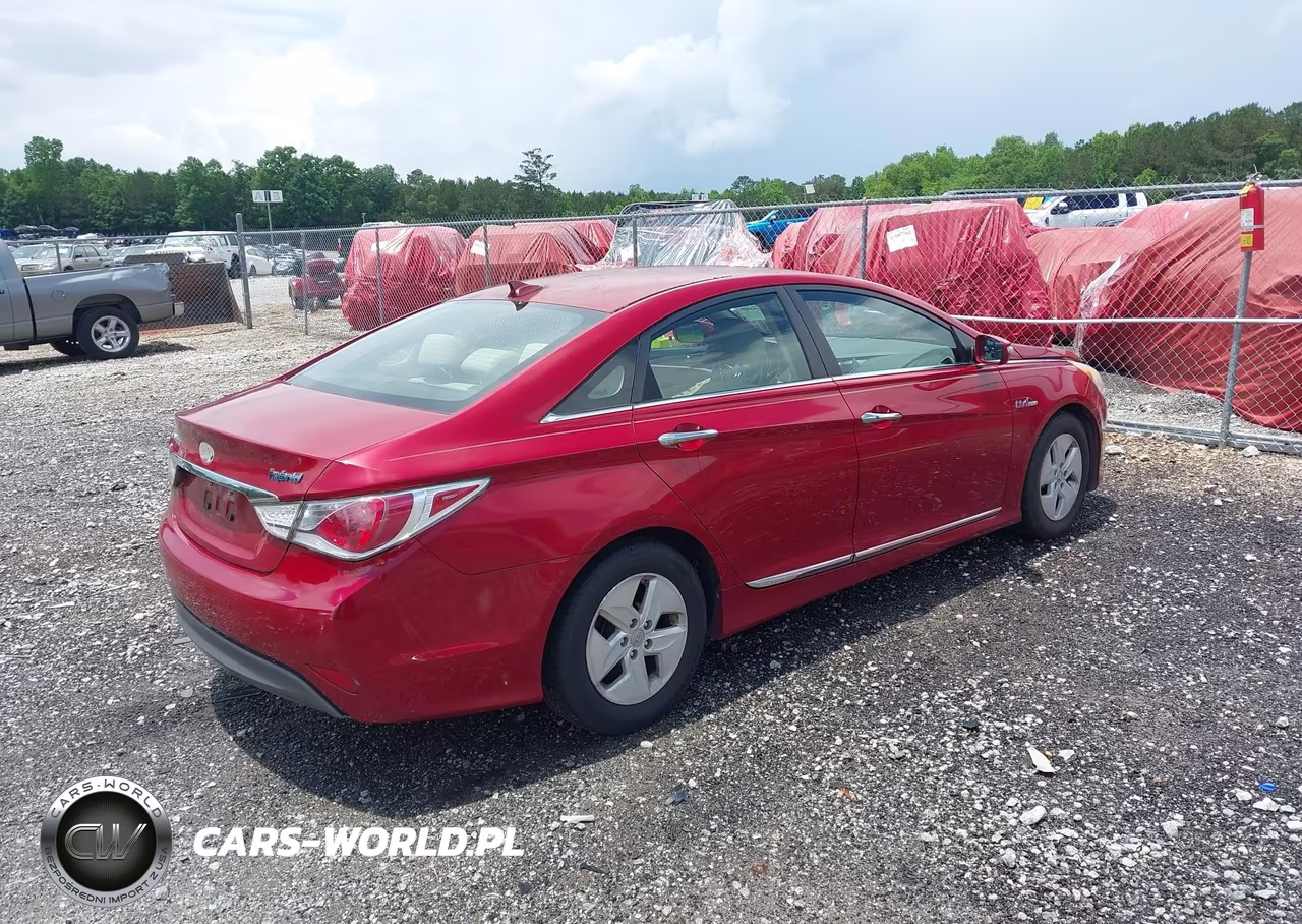 2012 Hyundai Sonata Hybrid VIN:KMHEC4A44CA021840 - 4