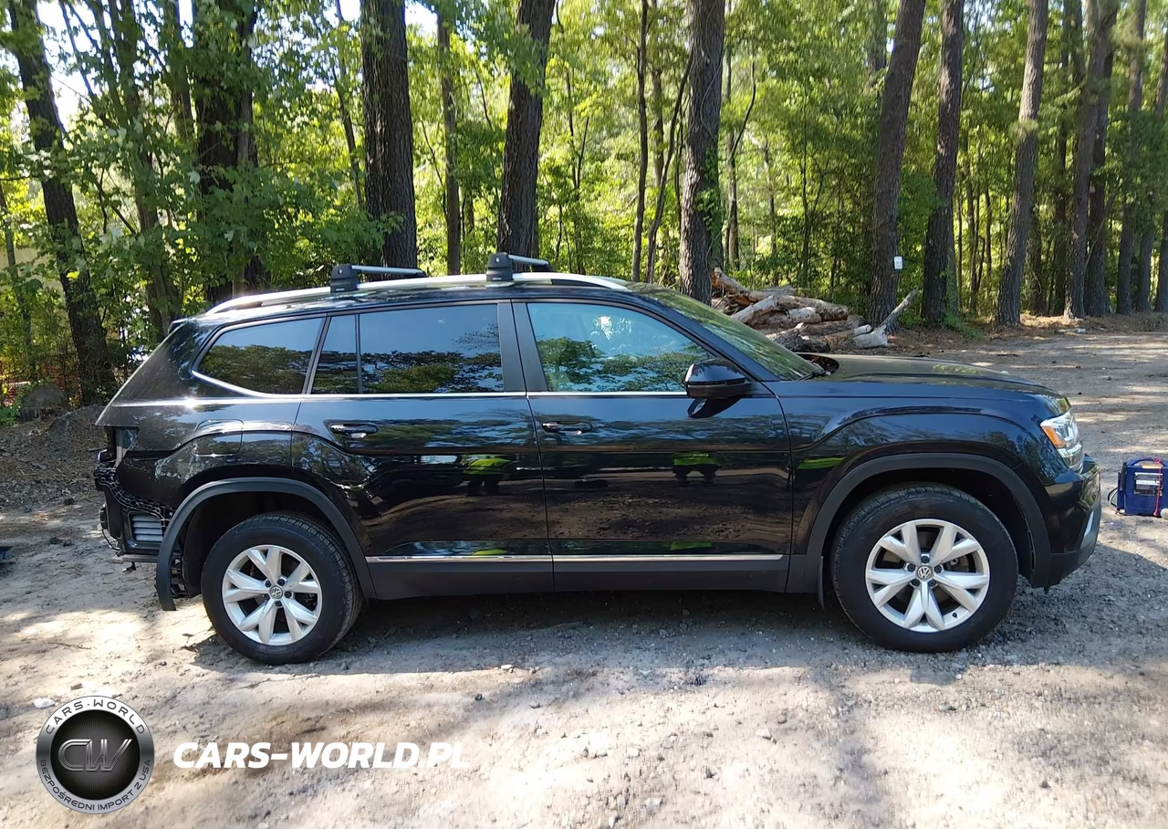 2018 Volkswagen Atlas 3.6L V6 Sel VIN:1V2MR2CA4JC549576 - 14
