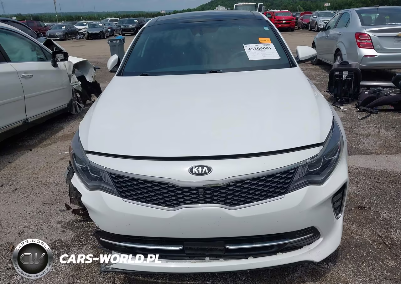 2018 Kia Optima Sx Turbo VIN:5XXGV4L23JG249848 - 11