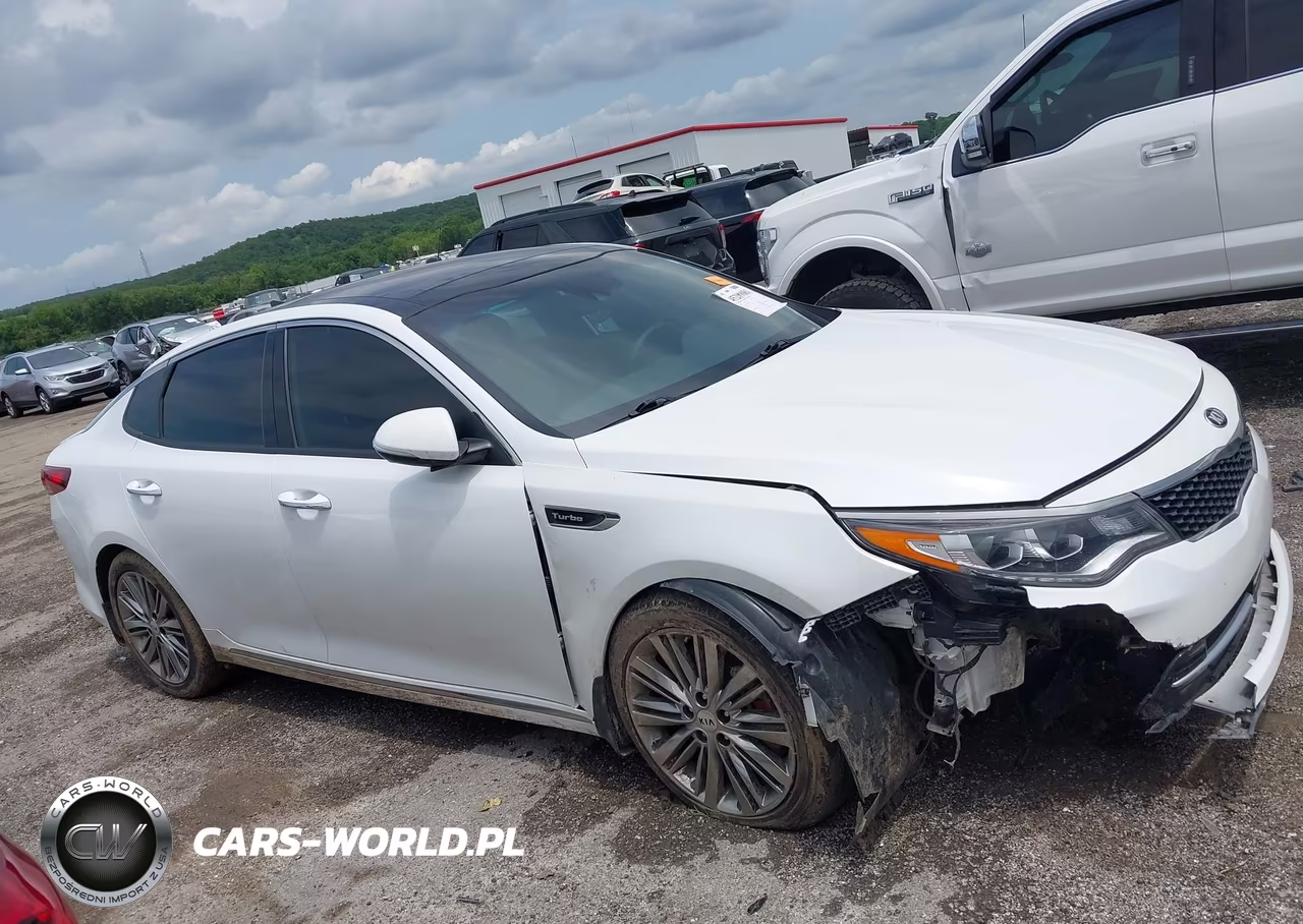 2018 Kia Optima Sx Turbo VIN:5XXGV4L23JG249848 - 12