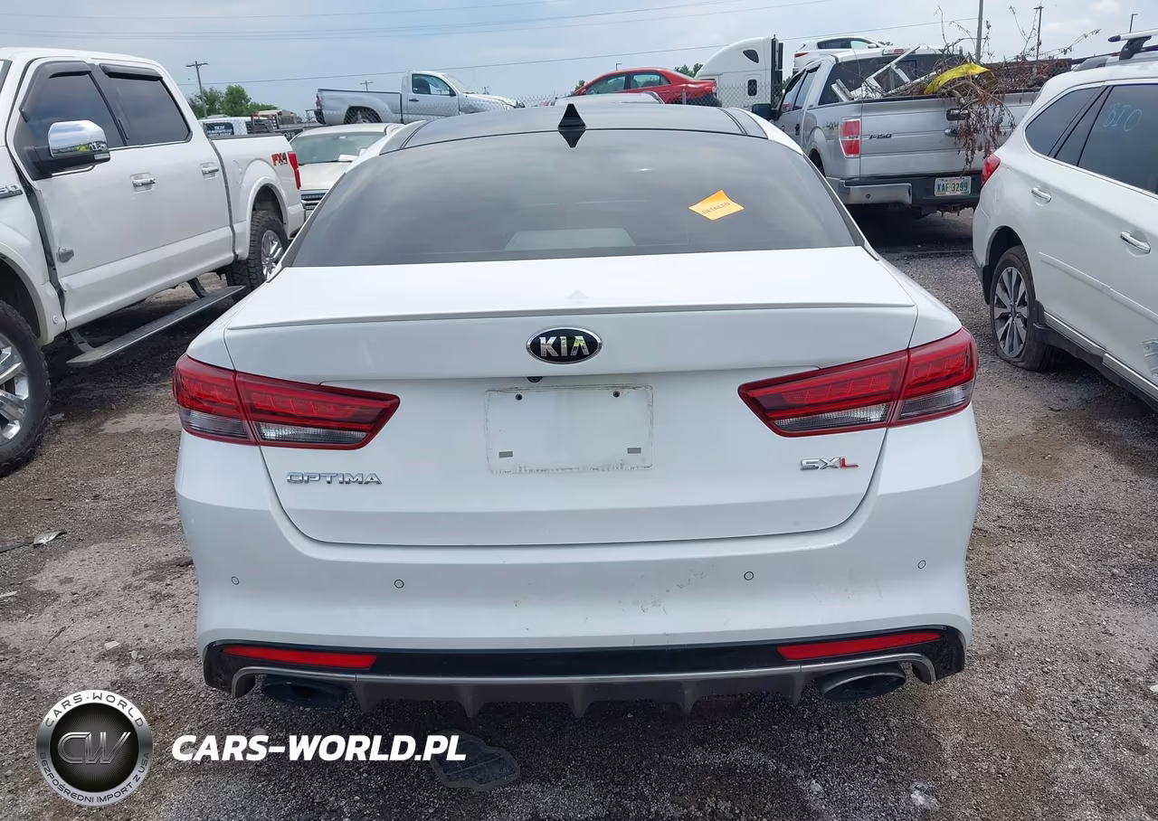 2018 Kia Optima Sx Turbo VIN:5XXGV4L23JG249848 - 15