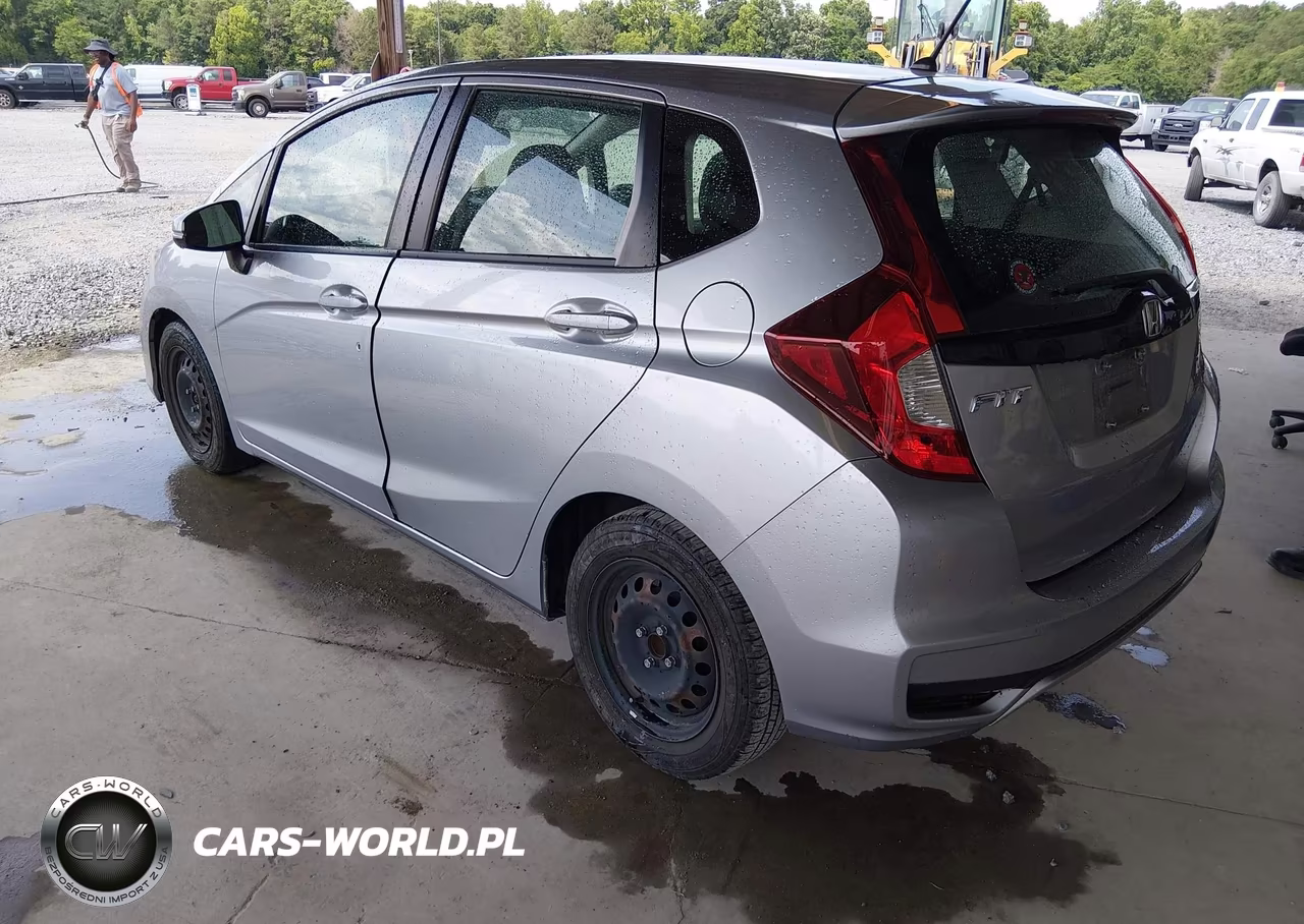 2019 Honda Fit Lx VIN:3HGGK5H48KM725179 - 3