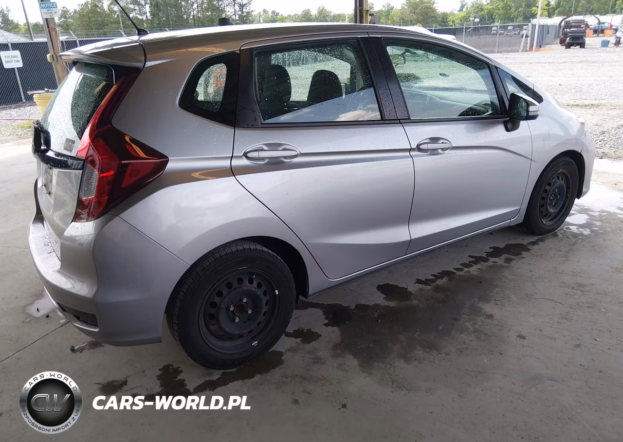 2019 Honda Fit Lx VIN:3HGGK5H48KM725179 - 4
