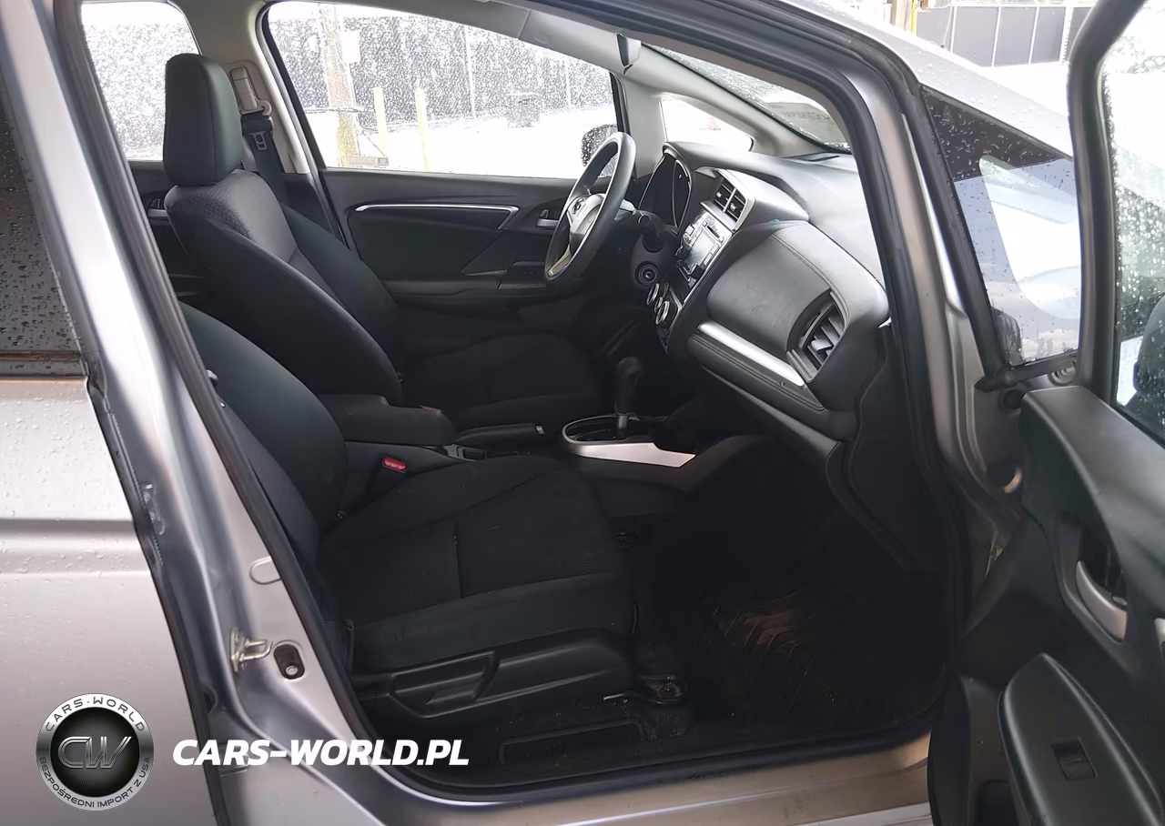 2019 Honda Fit Lx VIN:3HGGK5H48KM725179 - 5