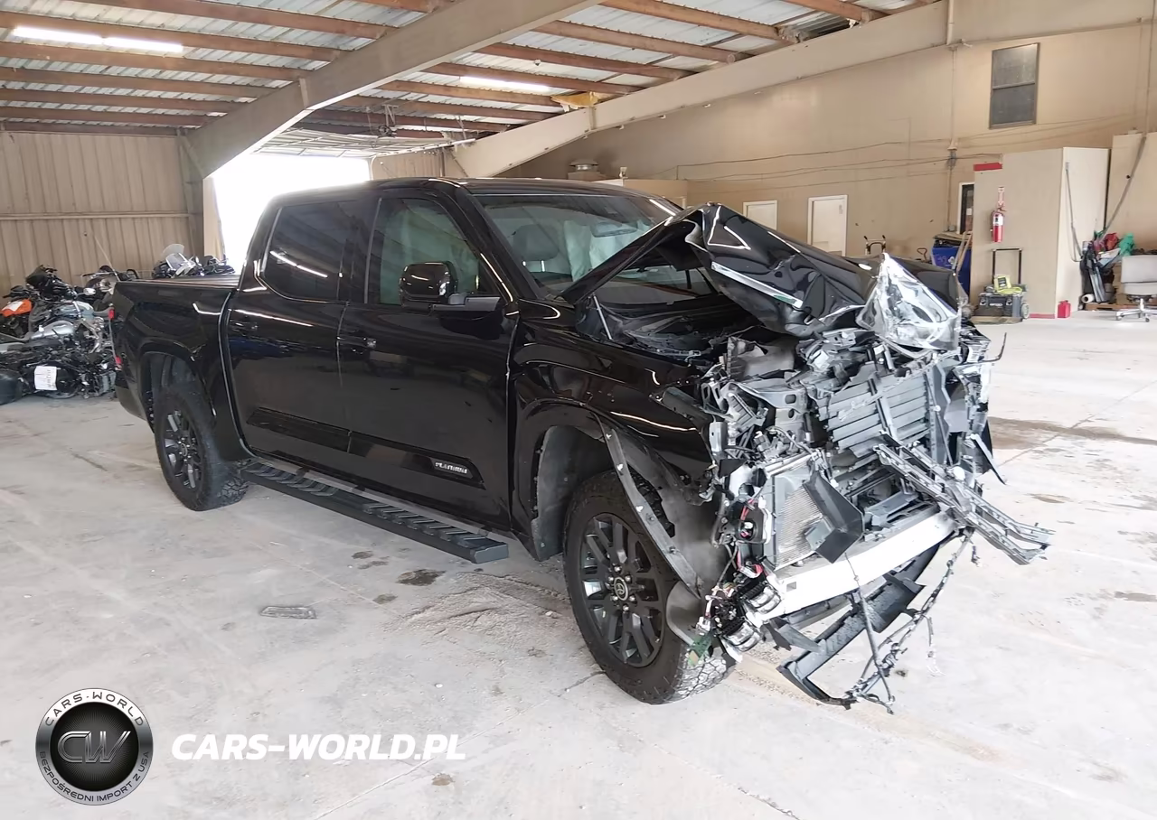 2023 Toyota Tundra Platinum – zdjęcie 1 z 15