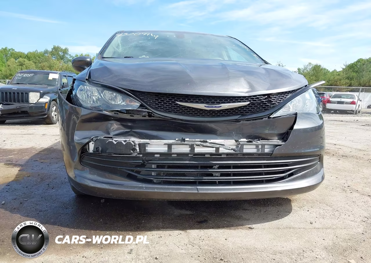 2019 Chrysler Pacifica L VIN:2C4RC1AG4KR702881 - 6