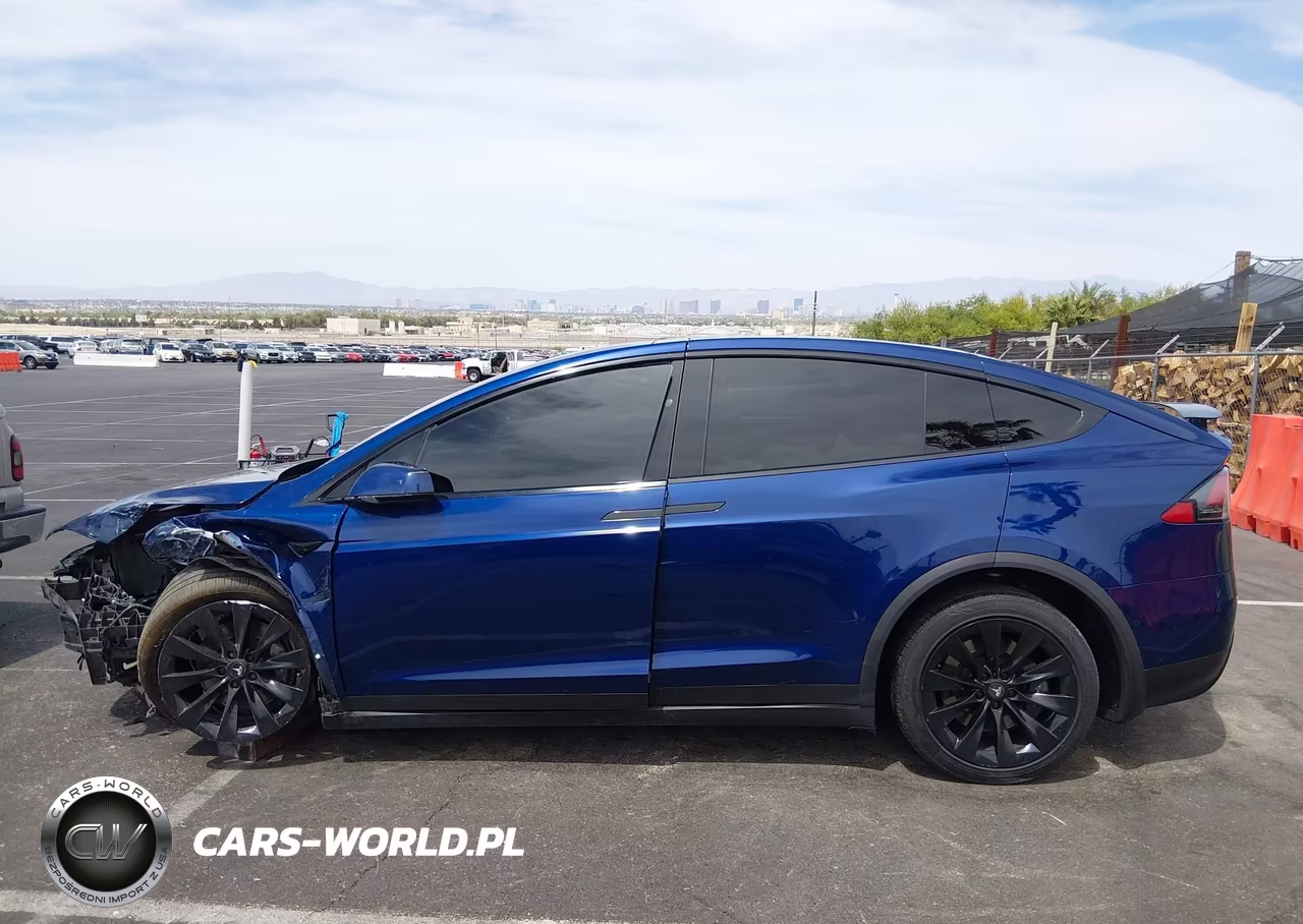 2017 Tesla Model X VIN:5YJXCDE22HF076064 - 14