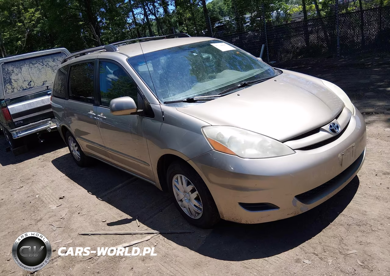 2009 Toyota Sienna Le