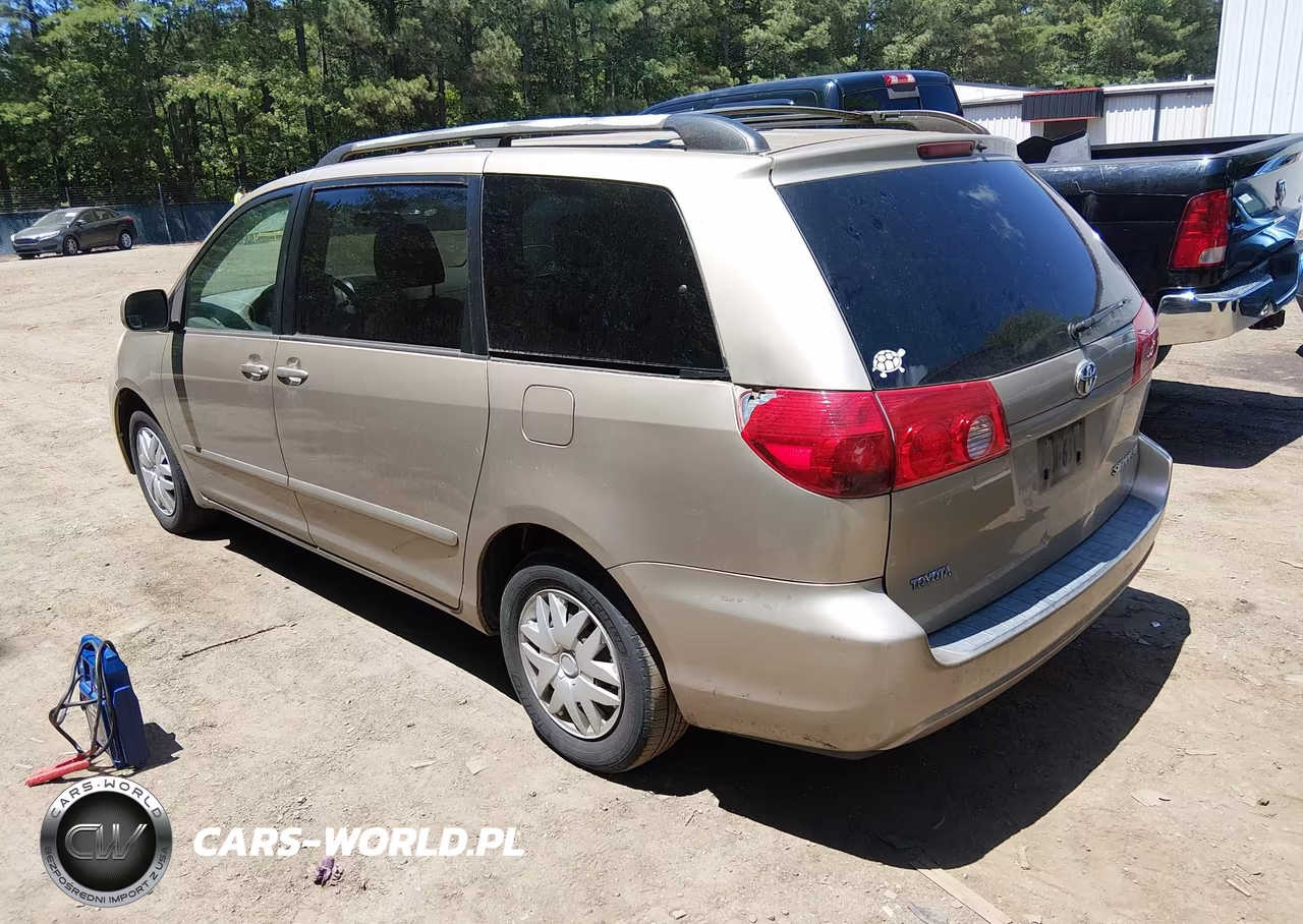2009 Toyota Sienna Le VIN:5TDZK23C29S245766 - 3