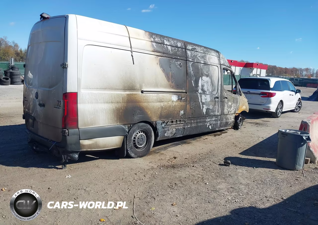 2021 Mercedes-Benz Sprinter 2500 High Roof V6 VIN:W1Y4ECHY3MT064645 - 4