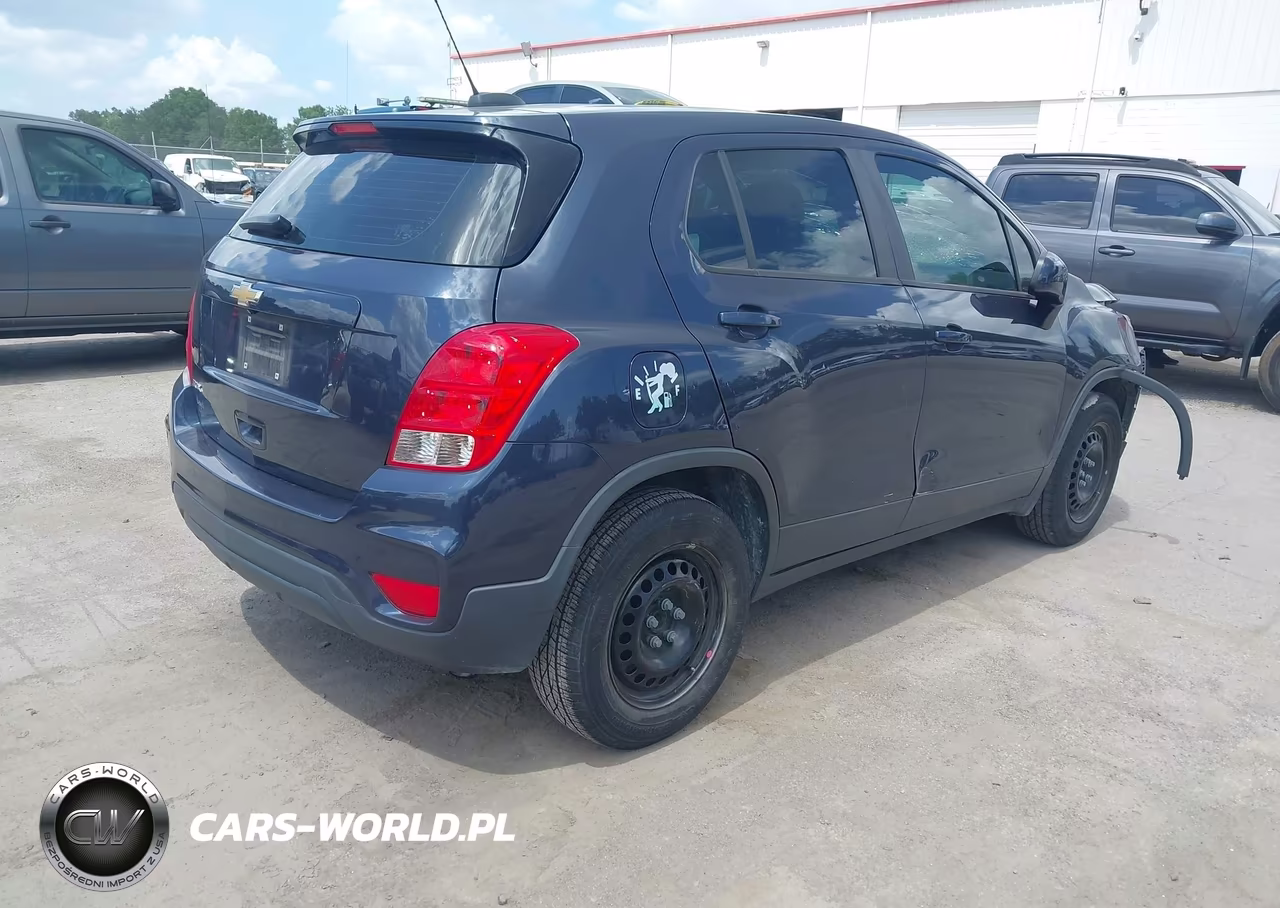 2018 Chevrolet Trax Ls VIN:3GNCJKSB8JL212628 - 4