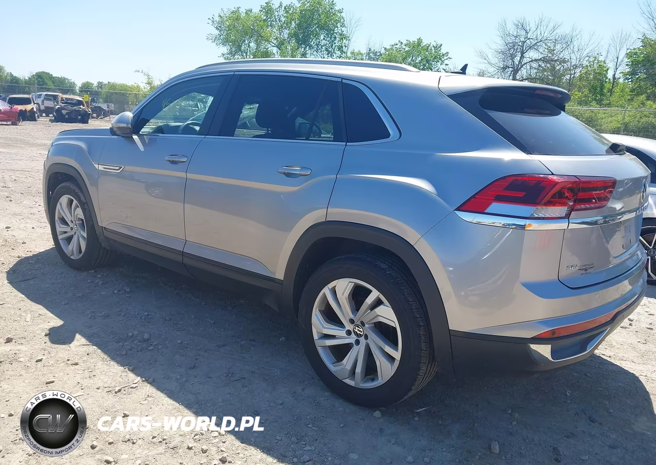 2020 Volkswagen Atlas Cross Sport 2.0T Sel-2.0T Sel Premium-2.0T Sel Premium R-Line-2.0T Sel R-Line VIN:1V2MC2CA1LC205465 - 3
