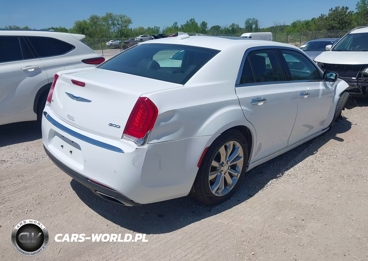 2018 Chrysler 300 Limited Awd VIN:2C3CCAKG7JH199067 - 4