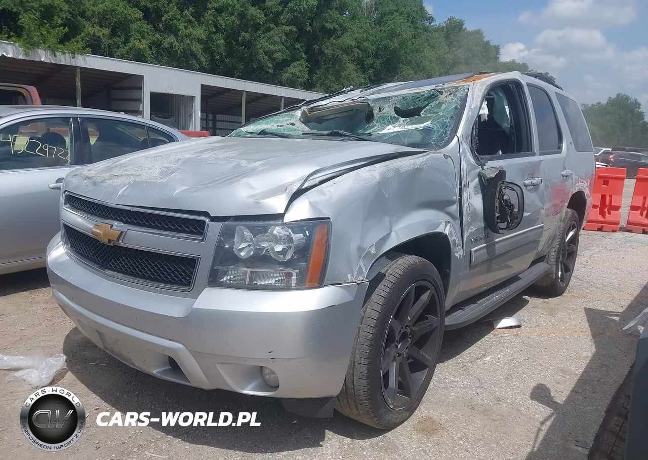 2013 Chevrolet Tahoe Lt VIN:1GNSCBE05DR258916 - 2
